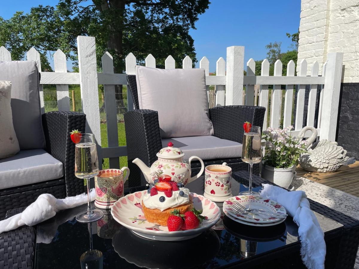 Church Farm Bed & Breakfast Thurlton Luaran gambar
